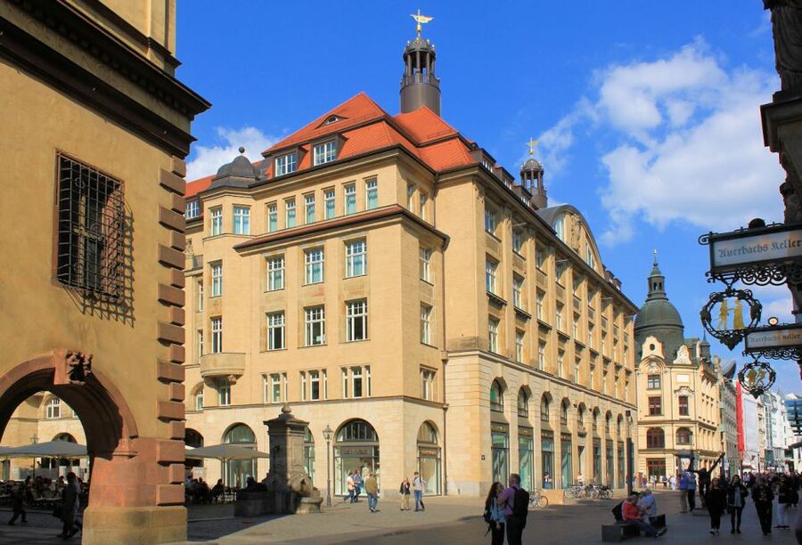 1.5 hour walking tour through beautiful Leipzig - Starting at Thomaskirche, where Bach is not just a name
