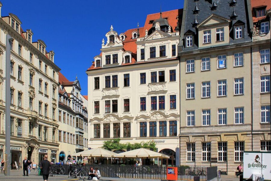 1.5 hour walking tour through beautiful Leipzig - Market Square and the Renaissance town hall energy