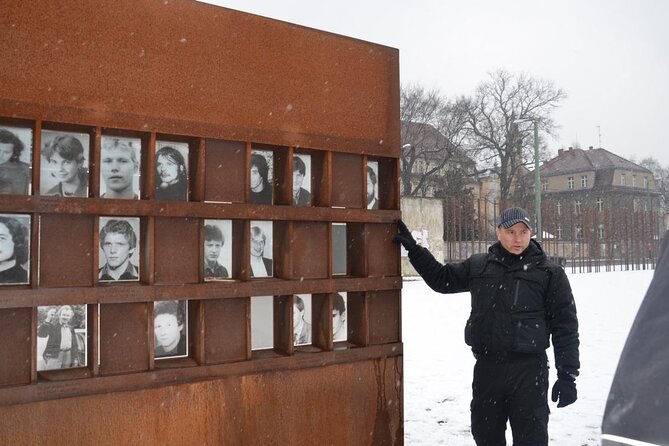 2.5-Hour Berlin Wall and Memorial Sites Walking Tour - Church of Reconciliation and the viewing platform: why the viewpoint matters