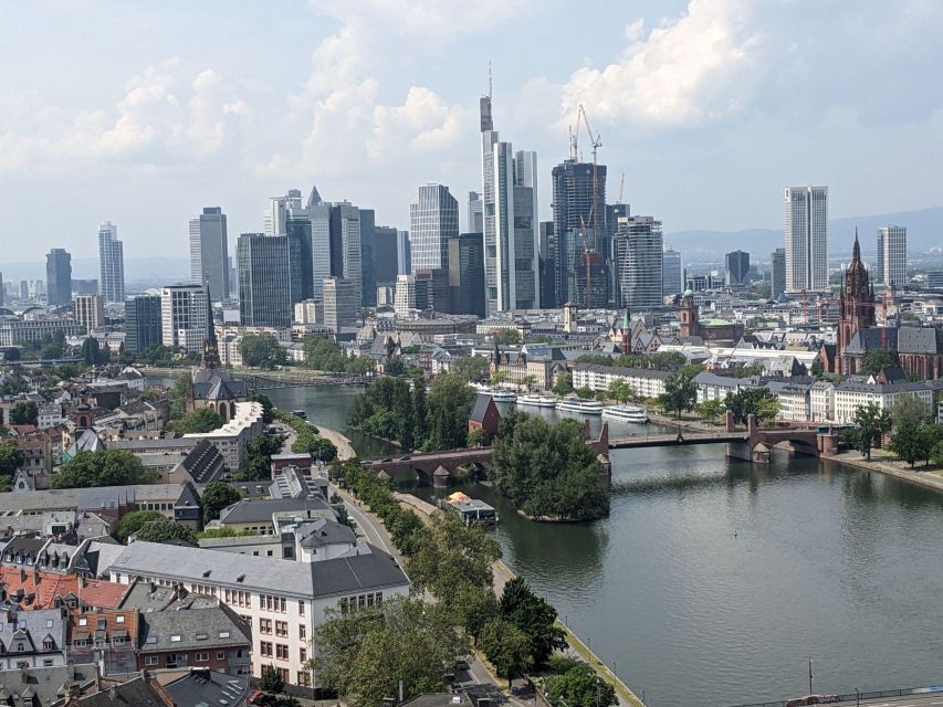 2-Hour Best of Frankfurt Walking Tour (English) - Eiserner Steg and City Views: Where Old and New Feel Close