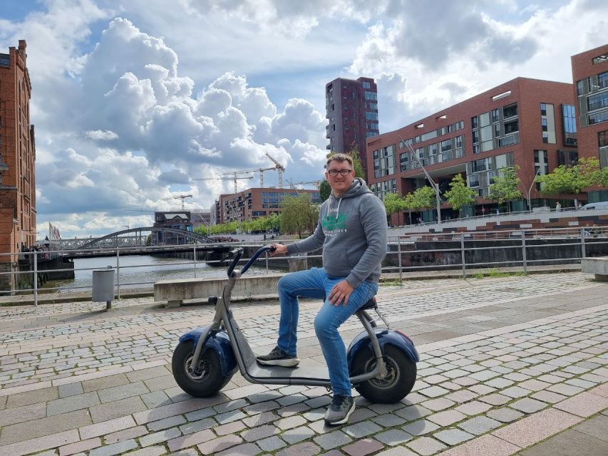2 Hours Hamburg E-scooter Tour - Hamburg Fish Market stories and why listening matters on a ride like this