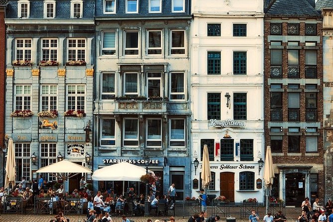 Aachen: Private Walking Tour With A Professional Guide - Aachen in 90 Minutes: A Private Walk You Can Actually Use