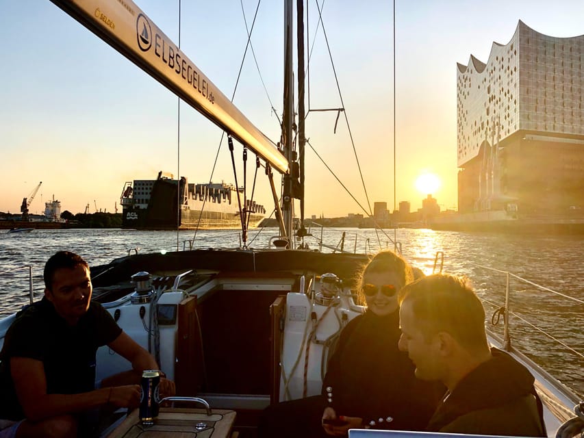 "After Work" - Sailing-Yacht Cruising Event, Hamburg/Elbe - A 42-foot yacht that turns Hamburg Harbor into a close-up show