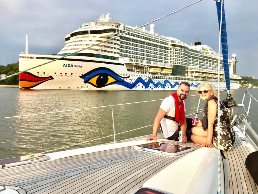 "After Work" - Sailing-Yacht Cruising Event, Hamburg/Elbe - The route in two hours: what to look for at each phase