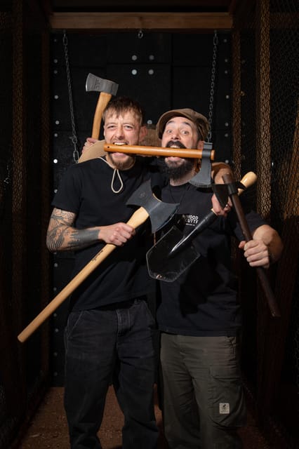 AXE THROWING EXPERIENCE IN BERLIN - Unlimited Throws Plus Trick Shot Fun At The End