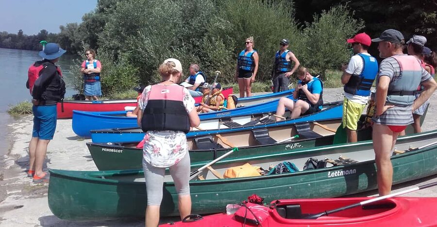Bad Bellingen: Beginners Canoe Tour on the Altrhein - Why the Altrhein Border Route Feels Different Than Other Canoe Trips