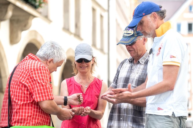 Bavarian Beer and Food Evening Tour in Munich - Hofbräuhaus: the famous beer hall moment