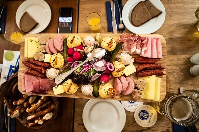 Bavarian Beer and Food Evening Tour in Munich - The walk through historic Munich: why the route matters