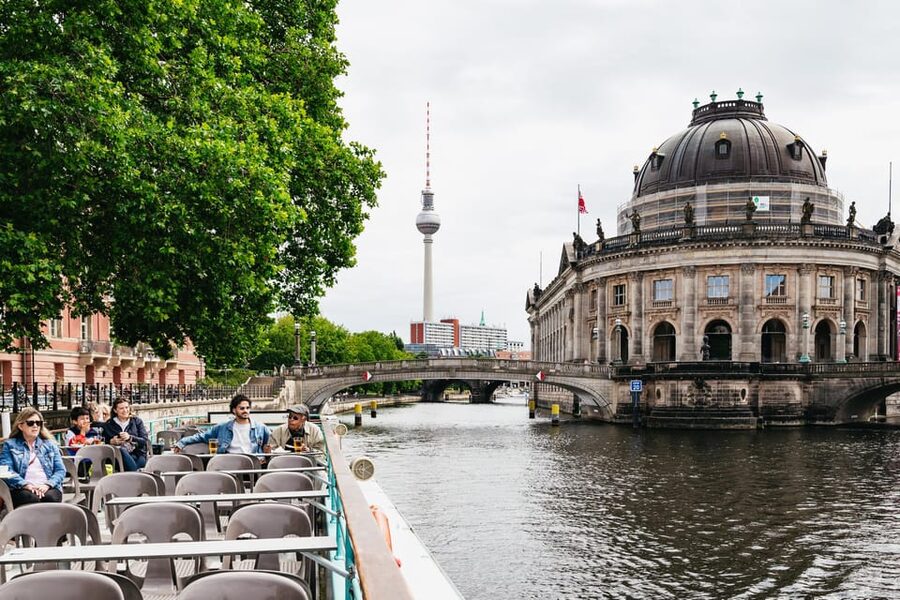Berlin: 1-Hour City Sightseeing Cruise - Alte Börse Pier near Hackescher Markt: where you start right