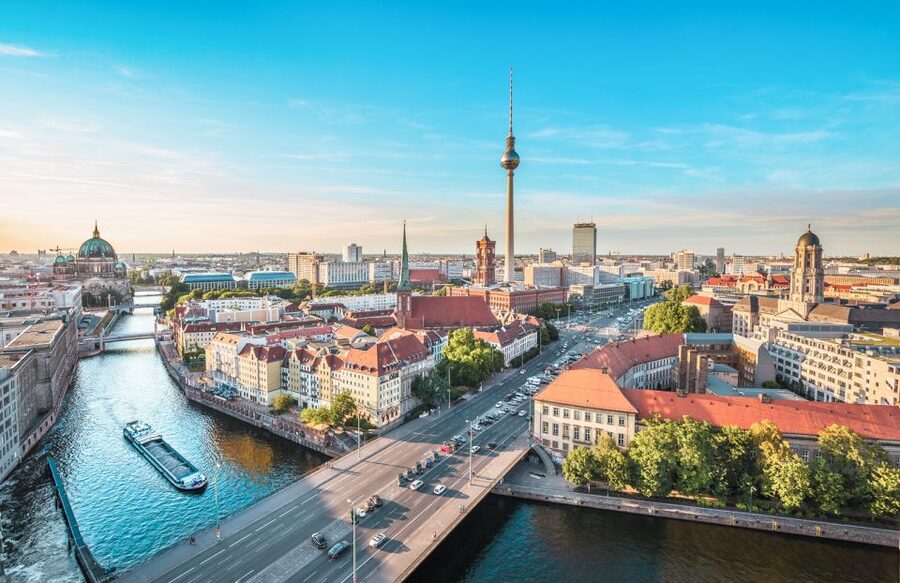 Berlin: 1-Hour Guided Tour of the Historic Center - Why this 60-minute Berlin historic-center walk works so well