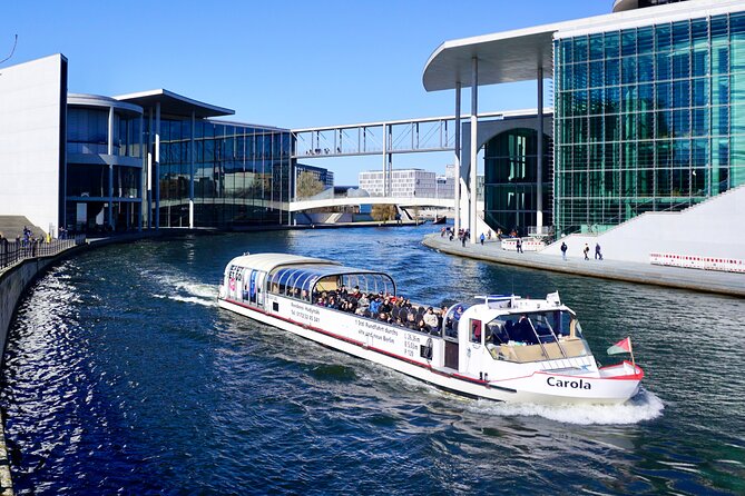 Berlin: 1-hr Boat Tour with Bilingual Live Guide (DE/EN) - Key highlights worth prioritizing