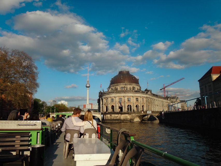 Berlin: 2.5-Hour East Side Boat Cruise with Commentary - Government district from the water: Reichstag, Federal Chancellery, Bellevue, and Berlin Central