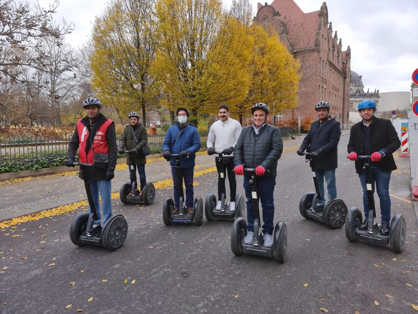 Berlin: 2-H VIP Private Guided Segway Tour - Reichstag Building and the Holocaust Memorial: serious sights, handled on a ride
