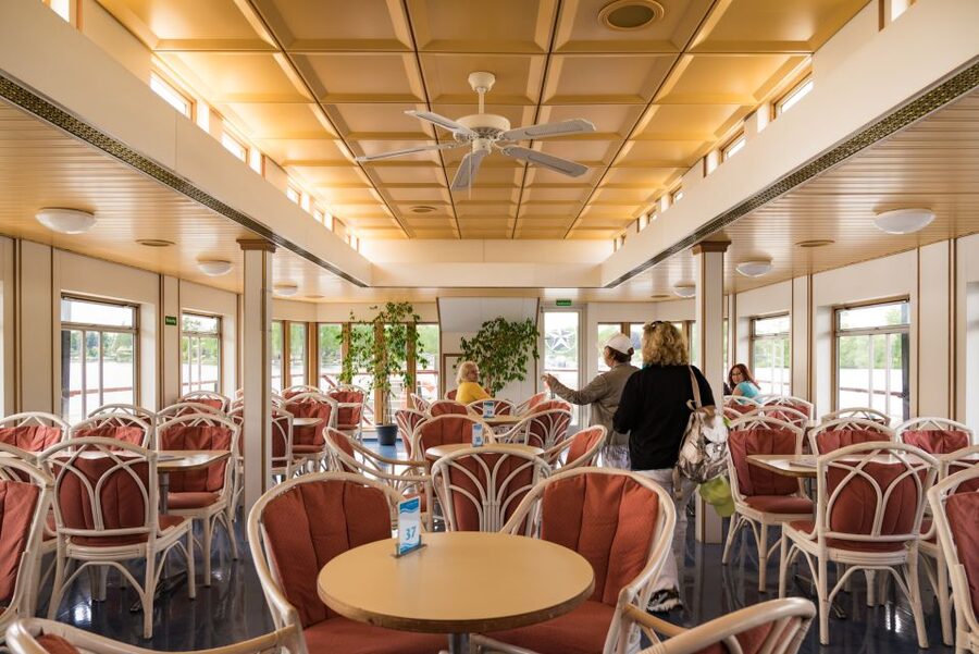 Berlin: 2-Hour Lake Oberhavel Cruise from Tegel - On-board comfort, and what to do if rain hits