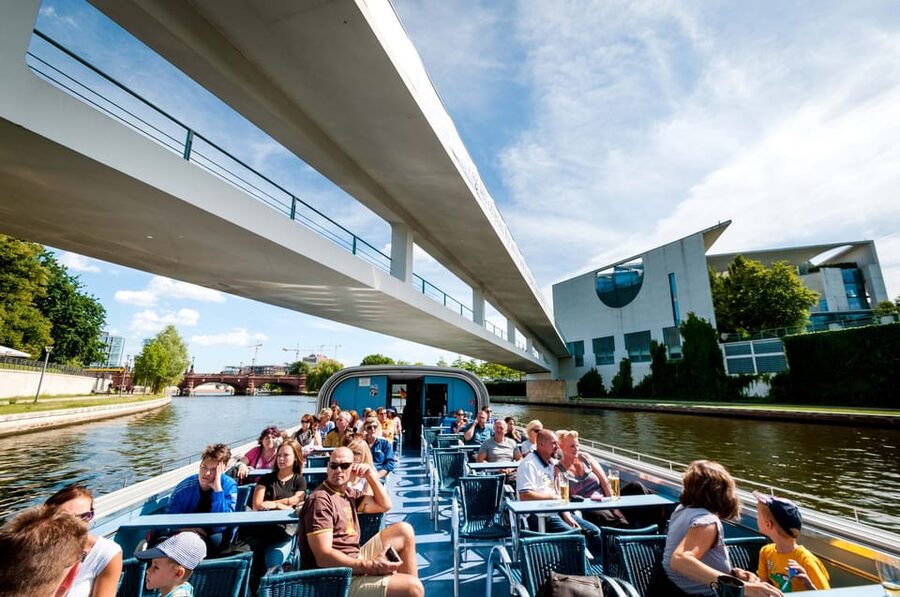 Berlin: 3.25-Hour Spree & Landwehrkanal Boat Tour - Why This Cruise Feels Like a Berlin Shortcut