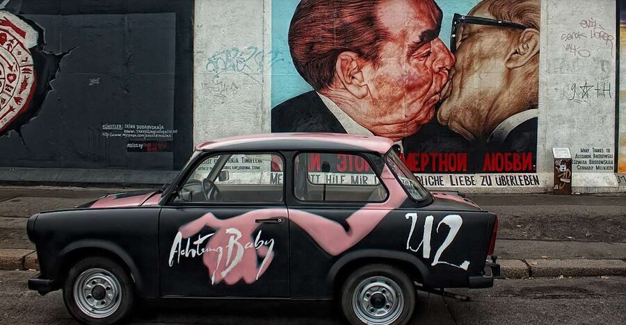 Berlin: 3-Hour Private Tour in French or Italian - The Berlin Wall Remains: Where the Guide’s Storytelling Matters Most
