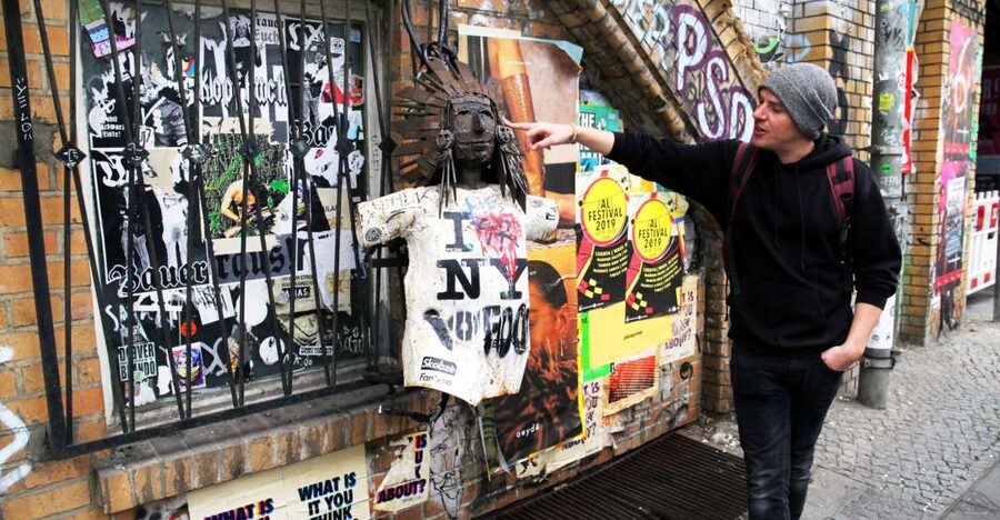 Berlin: 3-Hour Street Art Tour - Berlin’s street art timeline, from Wall beginnings to the 1990s scene