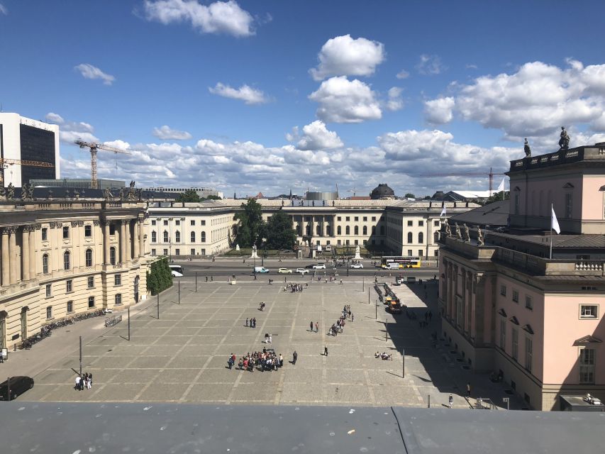 Berlin: 4-Hour Guided Highlights Tour in Spanish - Key things to know before you go