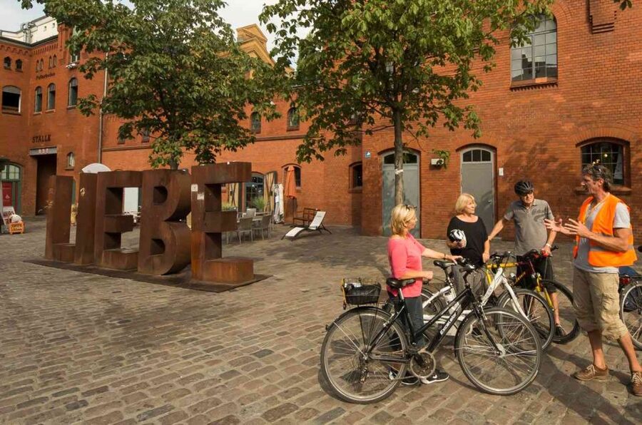 Berlin: 48-Hour or 72-Hour Bike Rental - What you actually get in the rental kit (and why it helps)