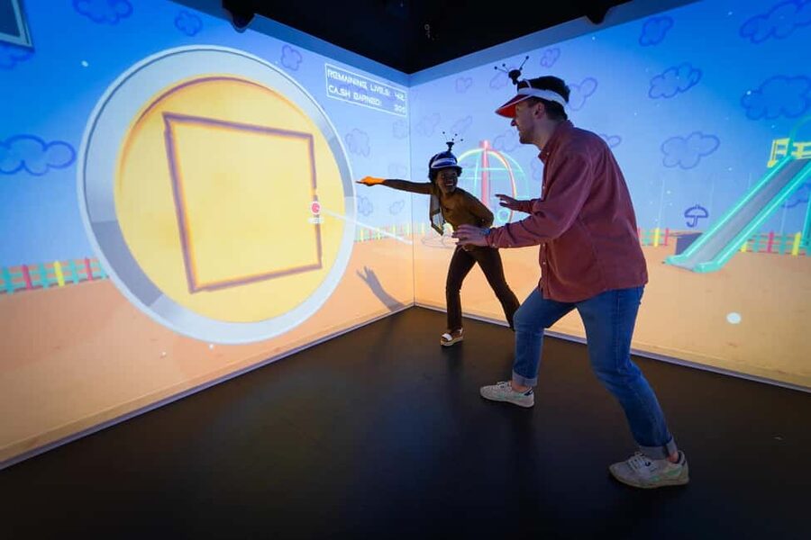 Berlin, Alexanderplatz: Leisure experience in the Immersive Gamebox - Immersive Gamebox at Alexanderplatz: what you are really paying for