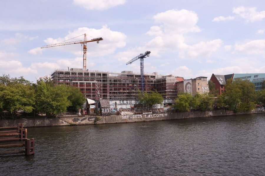 Berlin: Alternative Berlin Walking Tour - The currywurst, doner, and Prater Beer Garden story you’ll actually remember