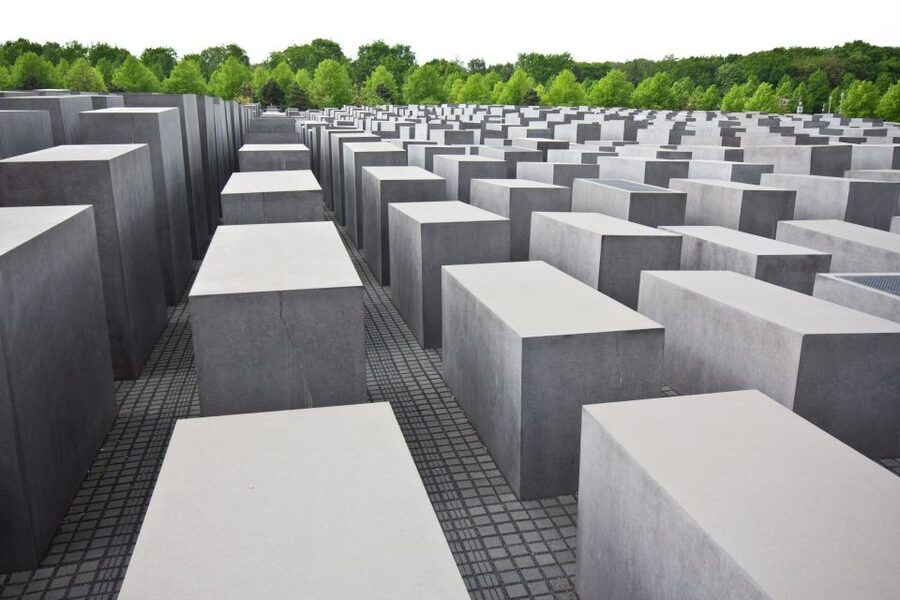Berlin and Sachsenhausen: Shore Trip from Warnemünde Port - The port-to-capital plan, and why timing matters