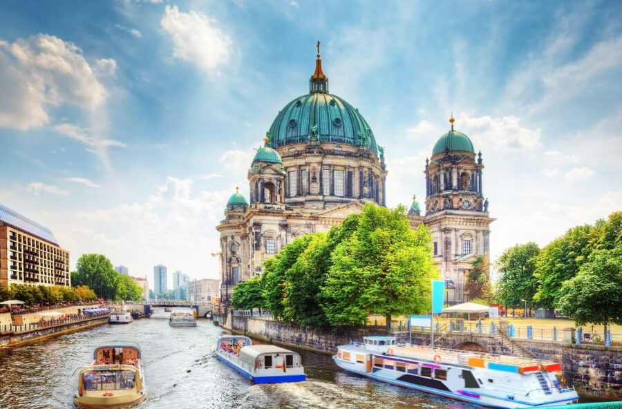 Berlin and Sachsenhausen: Shore Trip from Warnemünde Port - The long bus ride: what you should pack for comfort