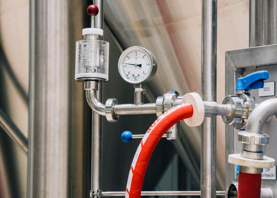 Berlin: Berliner Berg Brewery Tour with Beer Tasting - Quick rules to make the experience better for everyone