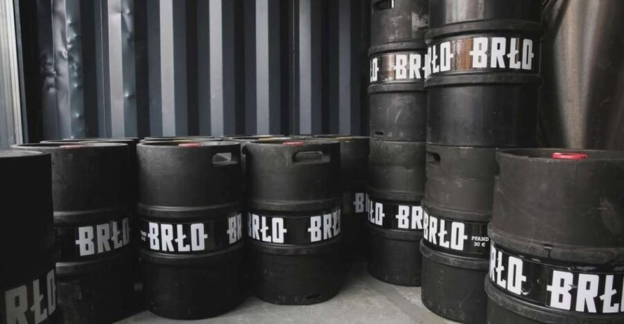 Berlin: BRLO BRWHOUSE Tour and Craft Beer Tasting - Entering the brwhouse: the setting you notice first