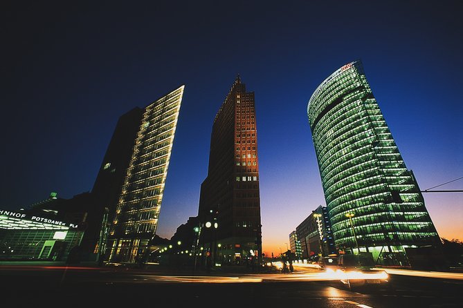 Berlin by Night Private Tour - All Must-See Sites Magically Lit Up at Night - How to dress and plan for the weather