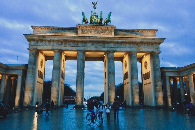 Berlin by Night Private Tour - All Must-See Sites Magically Lit Up at Night - The guide experience: what makes it work (or not)