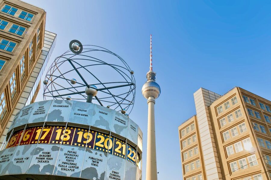 Berlin: City Center Walking Tour - Alexanderplatz Views: Red Town Hall and Fernsehturm in One Breath
