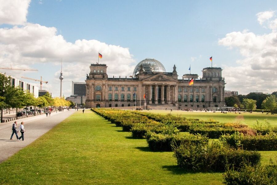 Berlin: City Sightseeing Hop-On Hop-Off Bus Tour - Timing game: how to plan your 24 or 48 hours around bus running hours