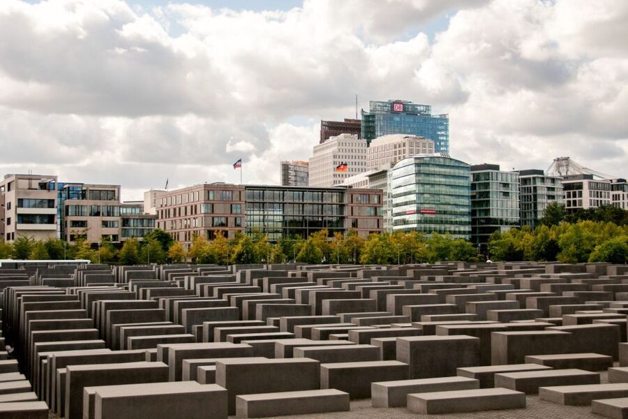Berlin: City Sightseeing Hop-On Hop-Off Bus Tour - Comfort, weather, and the practical stuff you should pack