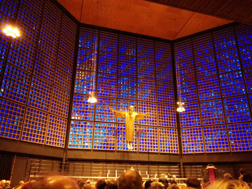 Berlin: Classical Concert at Kaiser Wilhelm Memorial Church - Walking Into Kaiser Wilhelm Memorial Church at Concert Time