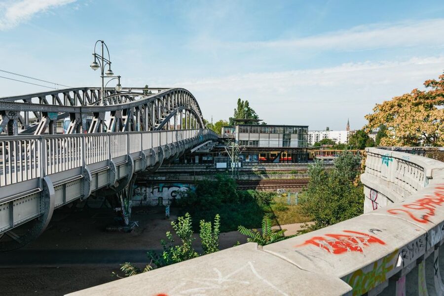 Berlin: Cold War Era History Guided Bike Tour - How Riding the Berlin Wall Makes the Cold War Click