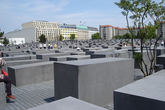 Berlin Complete in one day - Checkpoint Charlie to Gendarmenmarkt: Borders and Berlin’s Stage-Like Spaces