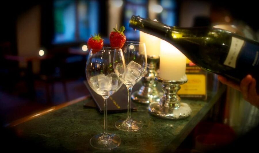 Berlin: Dinner in the Dark - Finding Unsicht-Bar and settling in at Saarbrücker Str. 36-38