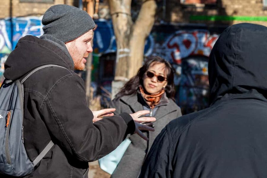 Berlin: Downtown Food Tour with 8 Authentic Local Tastings - Pace, Portions, and How to Plan Your Day