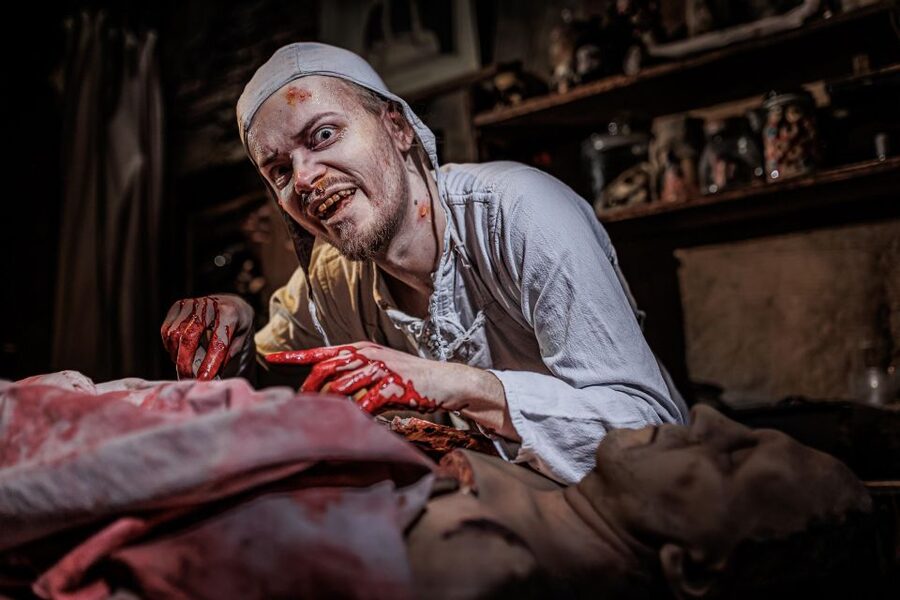 Berlin Dungeon: Entrance Ticket - Plague Doctor, witches, and the courtroom scenes: the scariest staging