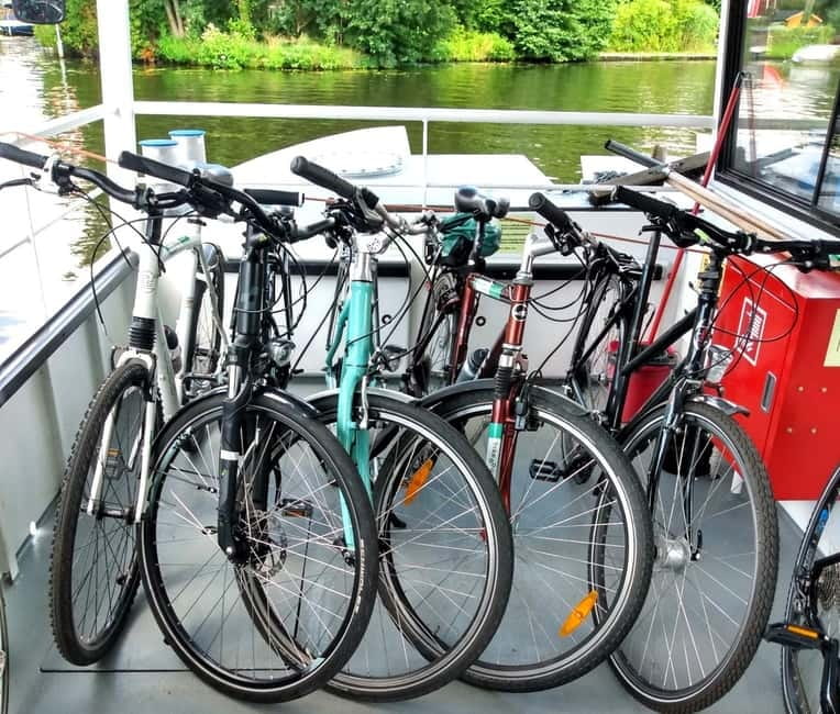 Berlin: (E)-Bike & Boat: The City's Biggest Lake & Lagoon - Cotheniusstraße 8 logistics: easy to reach, simple to finish