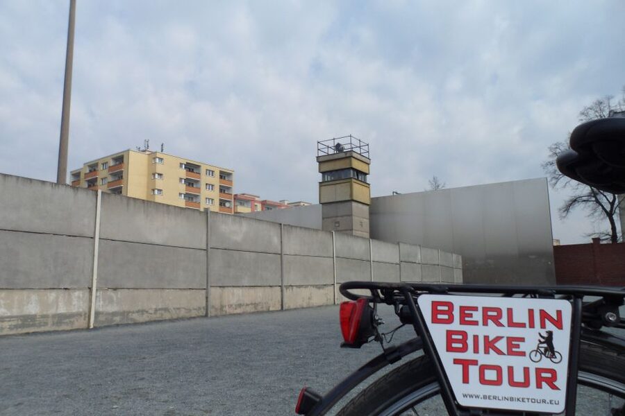 Berlin: E-Bike Tour of the Berlin Wall and Mitte Highlights - FAQ