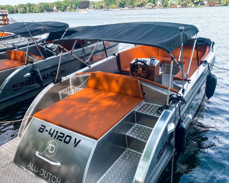 Berlin: Electric Boat Rental for self-driving 2 hrs - What you get in the boat, and why it feels like a real rental