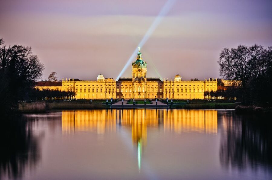Berlin: Evening City Sightseeing Cruise - Should you book this Berlin Evening City Sightseeing Cruise?