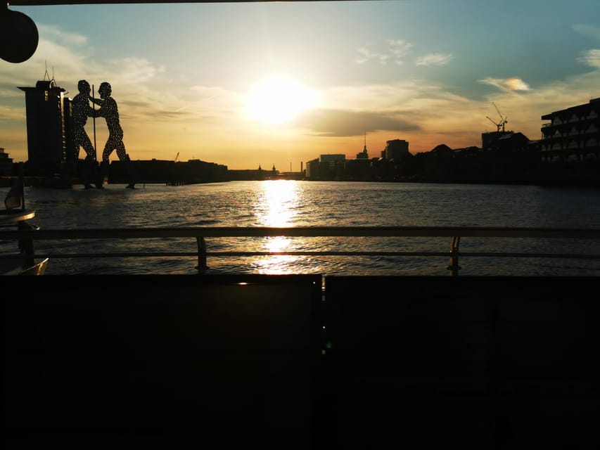 Berlin: Exclusive Boat Tour on a Solar-Powered Catamaran - Drinks On Board: Included Welcome, Plus a Real Bar