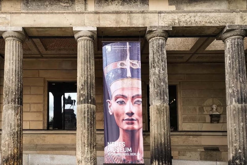 Berlin: Exclusive Private Tour of the Museum Island - A Smart Start at the Bode Museum Entrance Hall