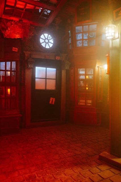 Berlin: EXIT Escape Room Games & Virtual Reality Adventures! - Group pricing and value for money (up to 4 people)