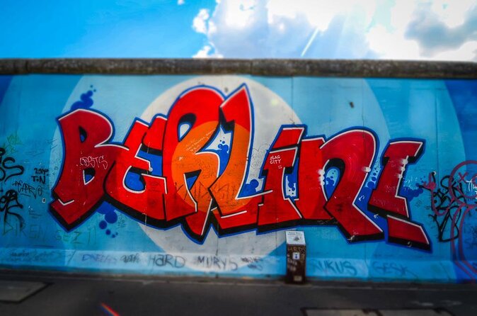 Berlin: Experience the Alternative Kreuzberg on a Bike Tour - Pace and group size: easy riding with story stops