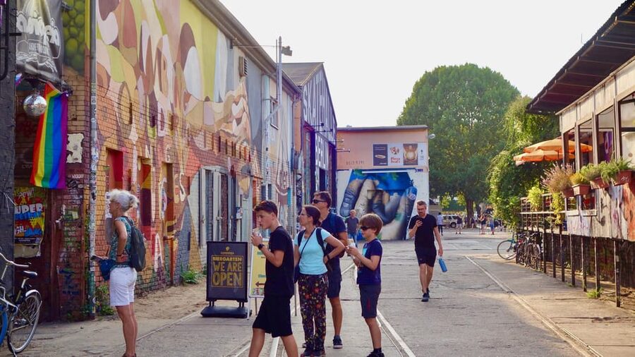 Berlin Food Tour: Must-Try German & Berliner Classics - Friedrichshain and Berlin stories you actually use