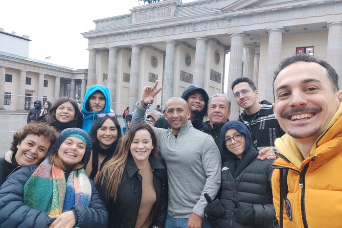 BERLIN FULL in 3.5h (Guide + Headphones) - Museum Island and the Spree River backdrop